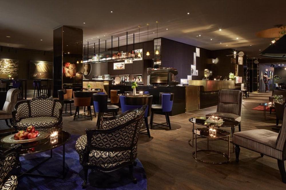 Museum Apartment Hotel, Independent Collection By Evt Wellington Buitenkant foto The Lounge at the InterContinental London - The O2