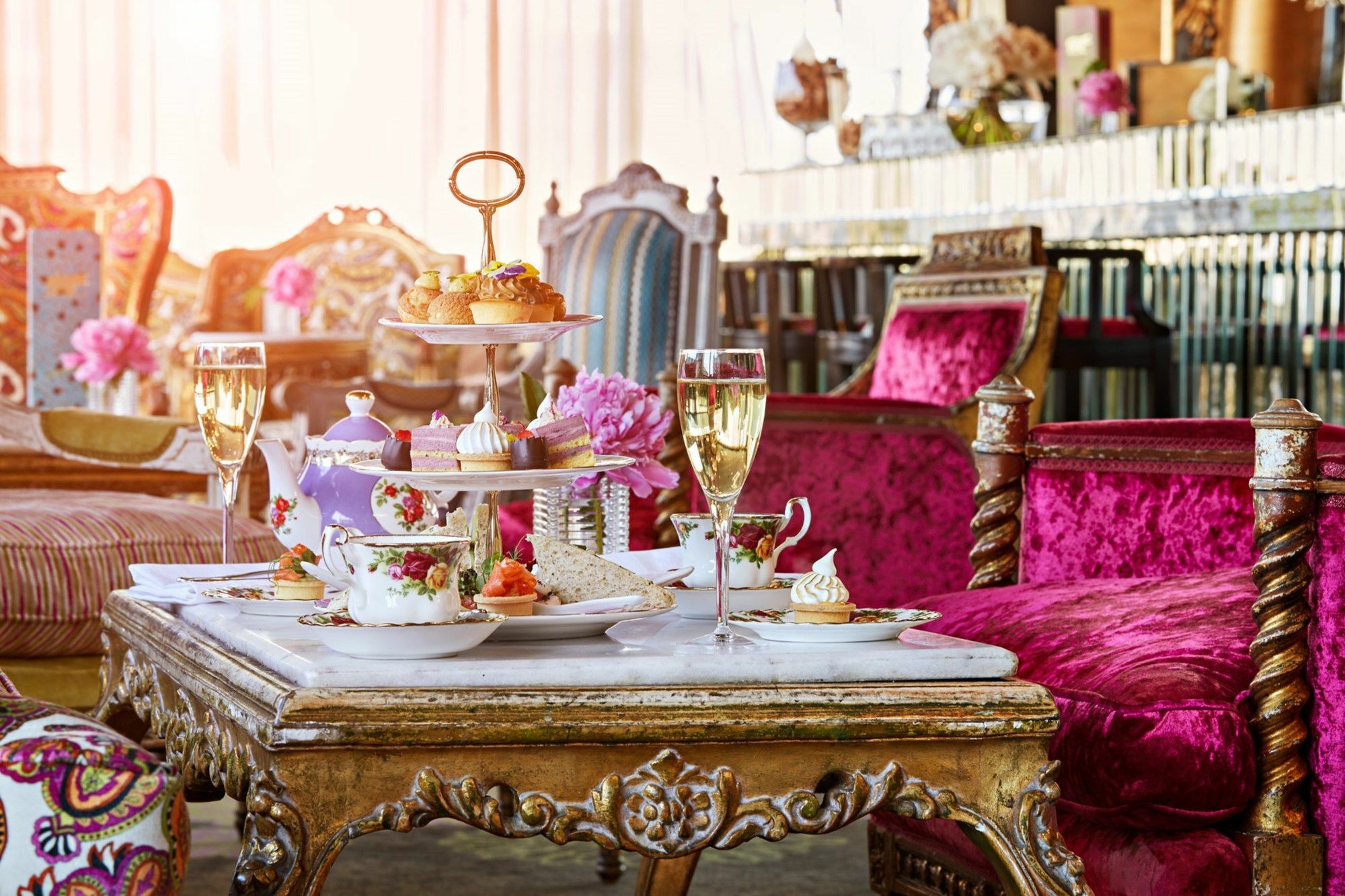 Museum Apartment Hotel, Independent Collection By Evt Wellington Buitenkant foto Tea time at the Taj Mahal Palace